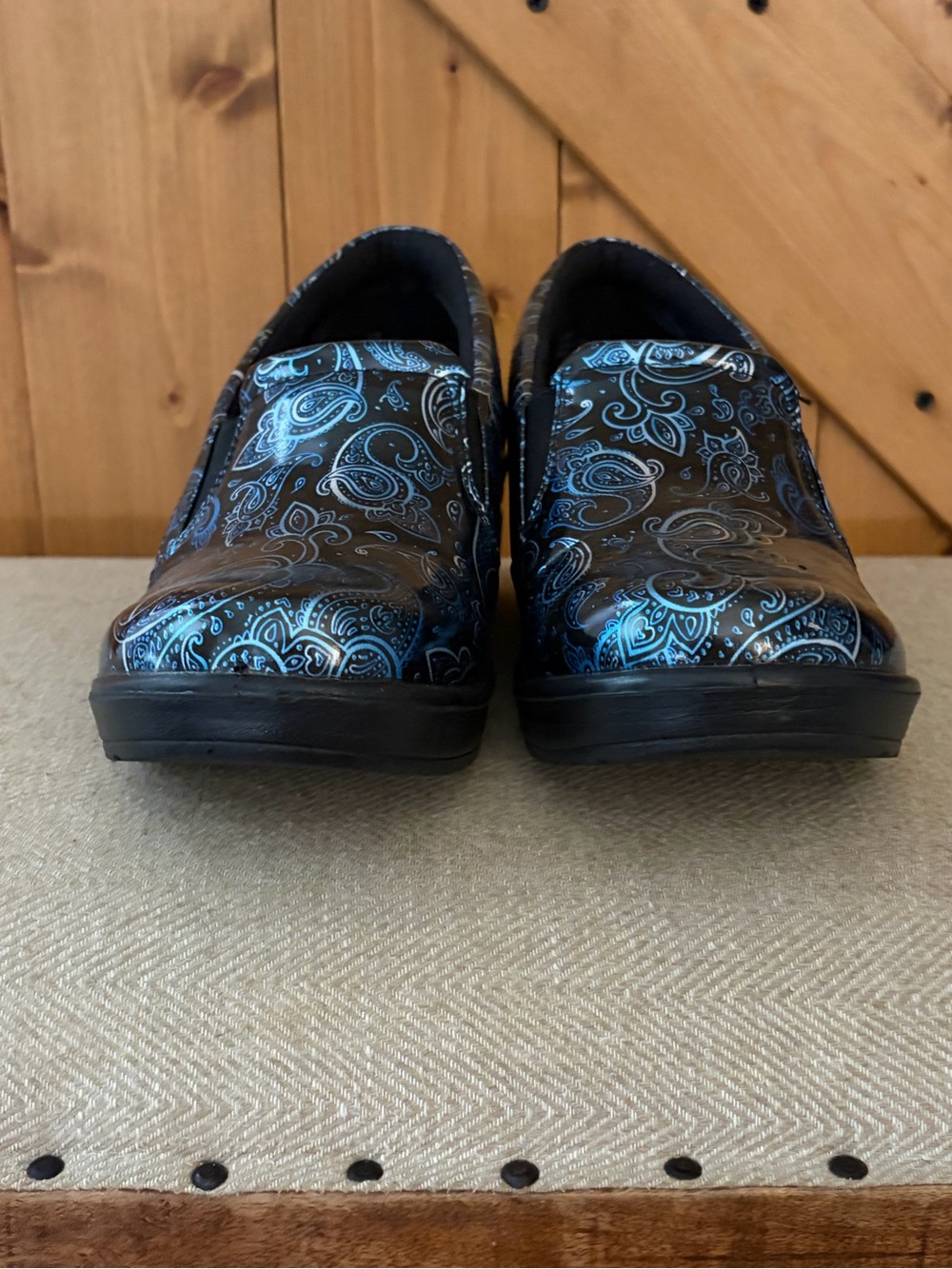 Women's Easy Works by Easy Street Leeza Work Clogs | Size 8W - Picture 3 of 9